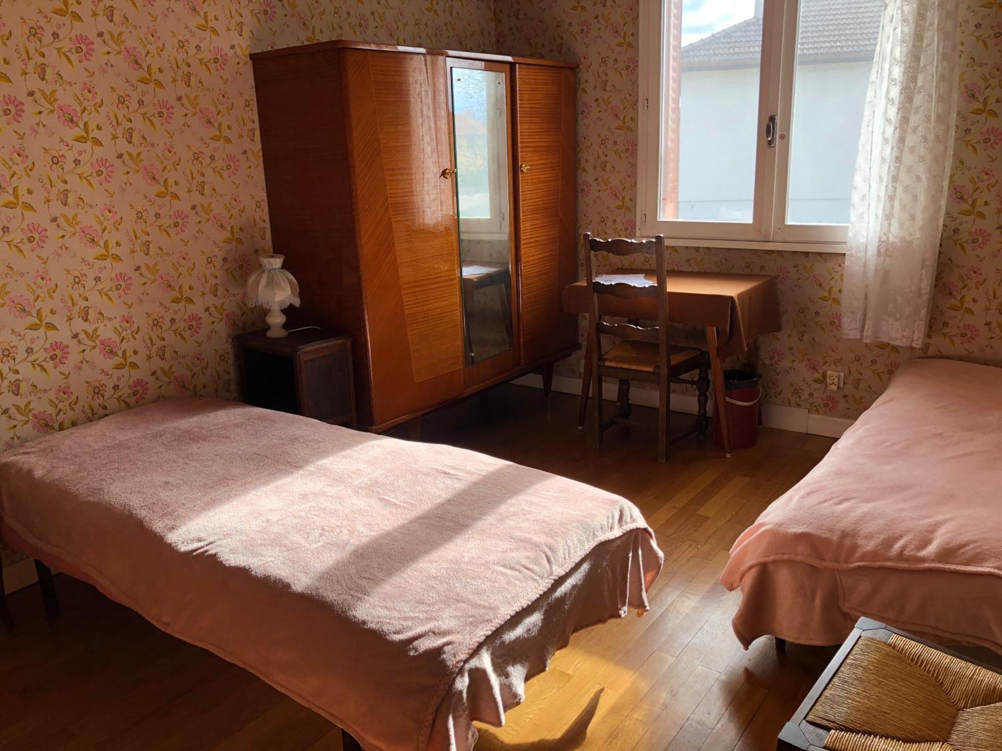 Chambre 2 Dans Un Appartement Bourg-en-Bresse Exterior photo